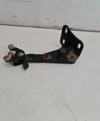 Volkswagen Caddy Sliding door lower roller guide/hinge 2K0843398A 5355MD2706