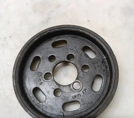 Volkswagen Golf IV Power steering pump pulley 038145255A