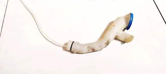 Windshield washer fluid reservoir/tank