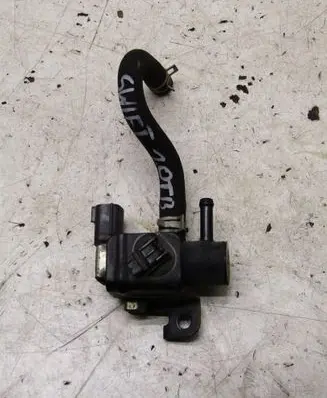 Suzuki Swift III Valve vacuum K5T48596