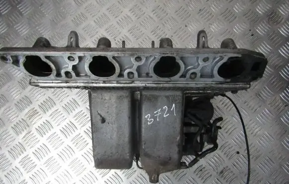 Opel Vectra B Intake manifold 90573438