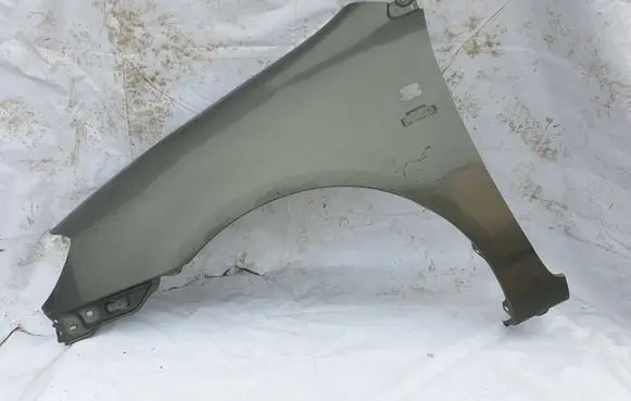 Toyota Corolla E120 E130 Fender 61844