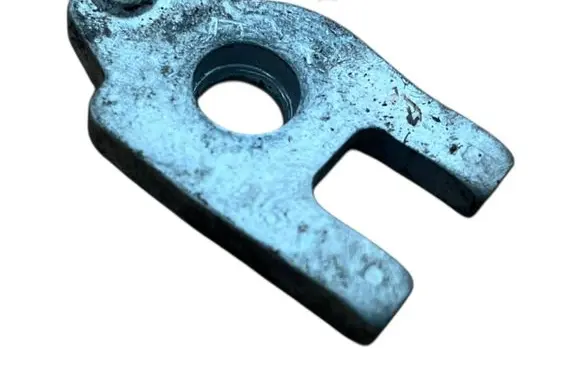 Opel Vivaro Fuel Injector clamp holder 