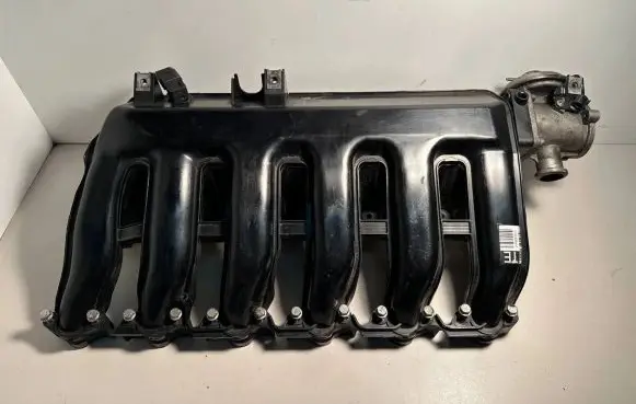 BMW 5 E60 E61 Intake manifold 7790701