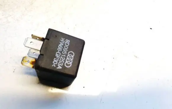 Audi A4 S4 B7 8E 8H Other relay 8d0951253a 373
