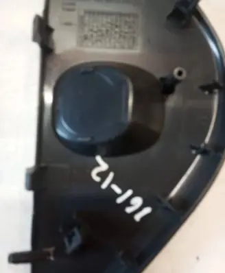 Volvo XC60 Dashboard side end trim 30755647 30755851