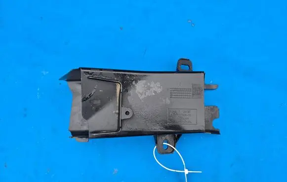 BMW 5 F10 F11 Brake cooling air channel/duct 7200797