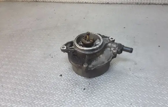 Audi A6 S6 C6 4F Vacuum pump 057145100T