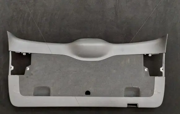 Volkswagen Touareg I Tailgate trim 7L6867605 7L6867601J