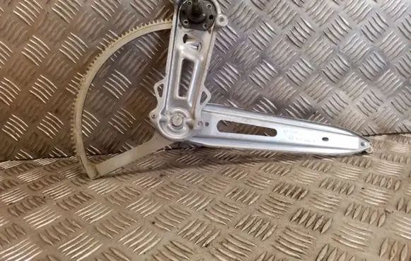 Opel Zafira A Rear window lifting mechanism without motor 90579504