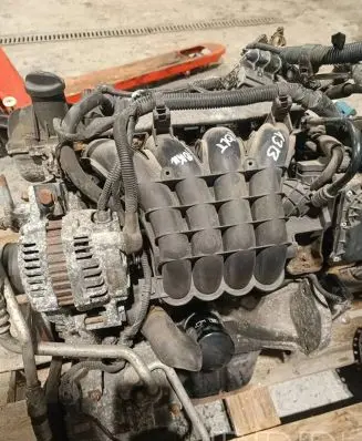 Mitsubishi Colt Engine