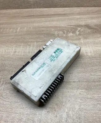 BMW 5 E39 Comfort/convenience module 8381963 60837710
