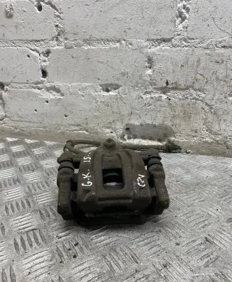 Honda CR-V Rear brake caliper