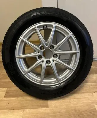 R16 alloy rim