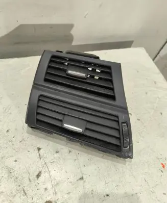 BMW X5 E70 Dashboard side air vent grill/cover trim 7161803 173201 011778402