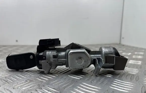 Ford C-MAX I Ignition lock 3M513F880AD