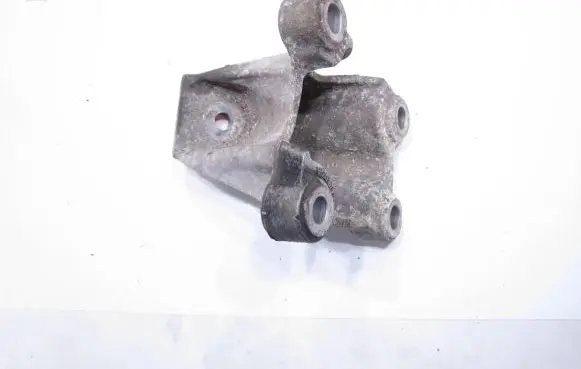 Audi A6 S6 C6 4F Engine mounting bracket 4F0199307AA