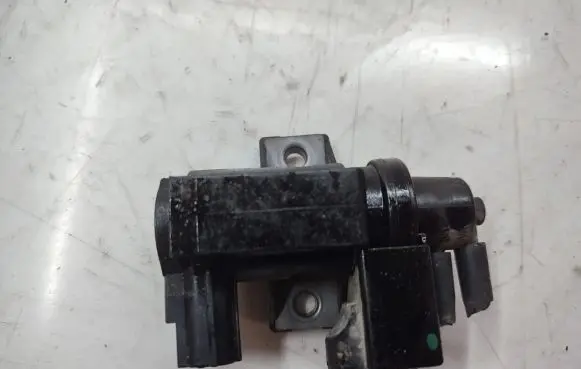 Toyota Avensis T250 Turbo solenoid valve 258190R011