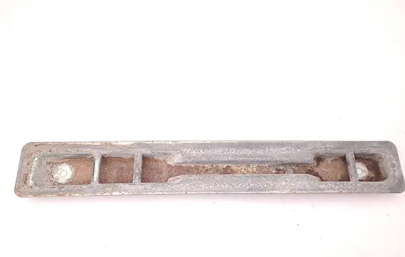 Volkswagen II LT Rear seat guide rail 71691901