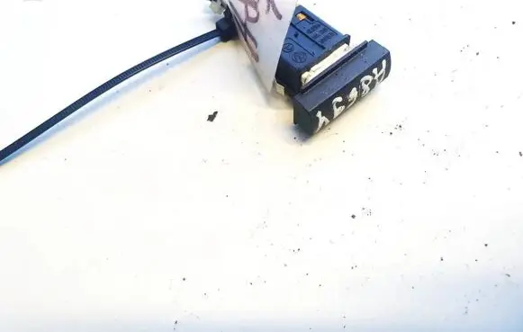 Skoda Octavia Mk2 (1Z) Parking (PDC) sensor switch 1z0919281a