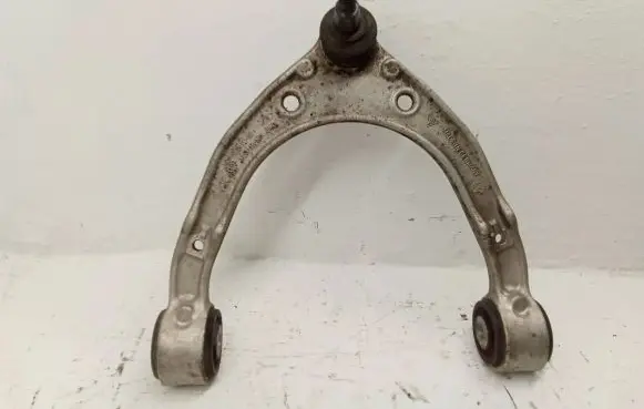 Volkswagen Touareg II Front lower control arm/wishbone K195304