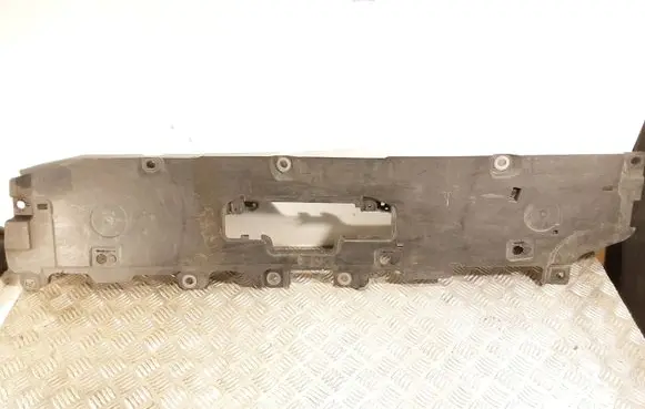 Volvo XC40 Center/middle under tray cover 31497613