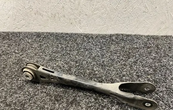 BMW 5 G30 G31 Rear control arm 6861114 33326861114