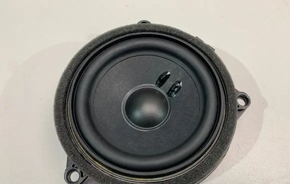 BMW 2 Active Tourer U06 Front door speaker 9354085