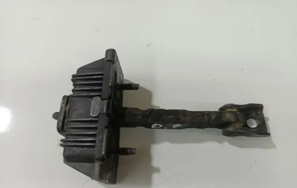Toyota Avensis T250 Front door check strap stopper 