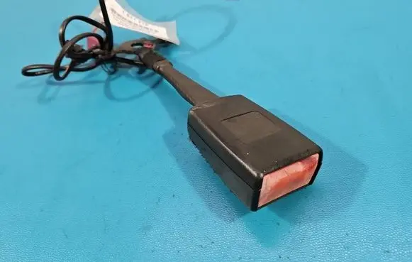 Ford Mondeo MK IV Front seatbelt 7G9N61209AC IMPRK1611275