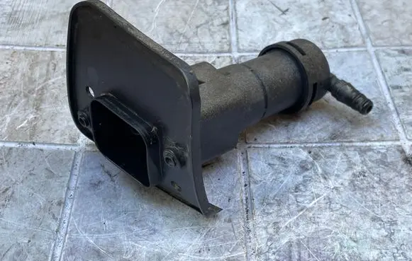 Chrysler Voyager Headlight washer spray nozzle 20270
