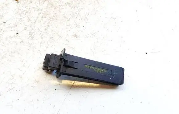 Tesla Model Y Interior temperature sensor h081501073 121612555-ax3