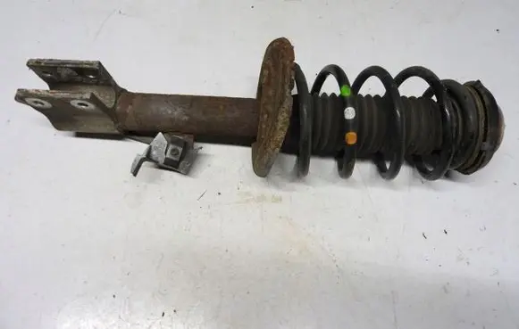 Peugeot 508 Front shock absorber/damper 9686944310