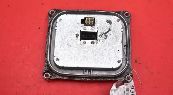 BMW X5 E70 Voltage converter/converter module 1307329153