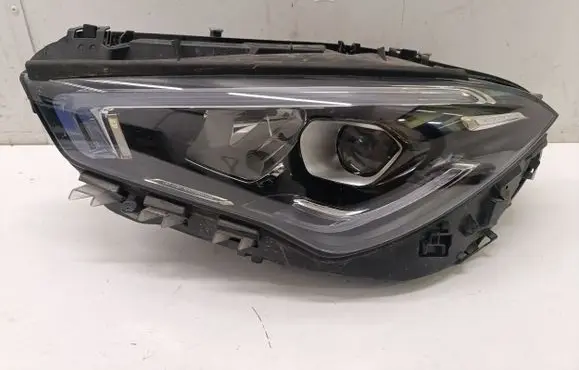Mercedes-Benz CLA C118 X118 Headlight/headlamp A1189068500 A2139002734