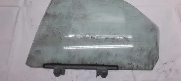 Renault Laguna I Rear door window glass