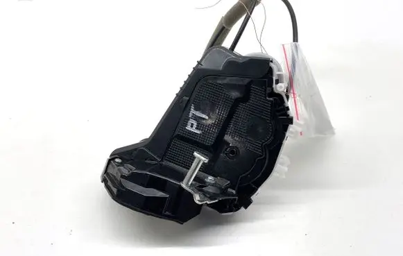 Toyota Yaris Cross Rear door lock 