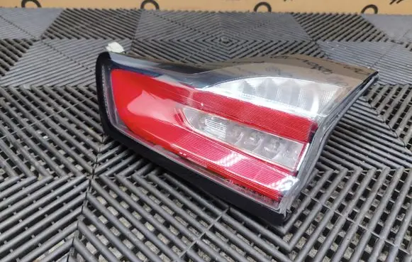 Ford Edge II Tailgate rear/tail lights KT4B13A602B