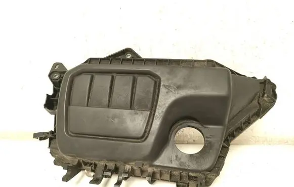 Opel Vivaro Engine cover (trim)
