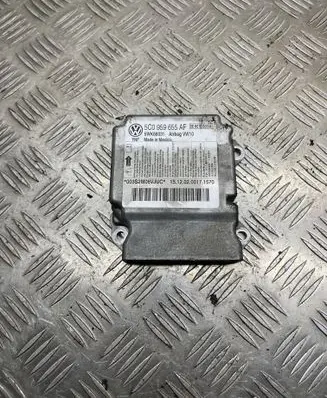 Volkswagen Jetta VI Airbag control unit/module 5c0959655