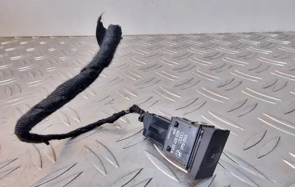 Traction control (ASR) switch