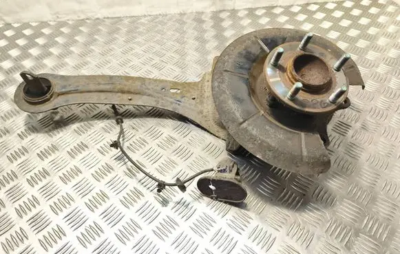 Mazda 3 II Rear wheel hub 