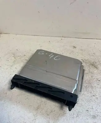 Volvo V70 Engine control unit/module 08667710A 28SA5015 0281010319