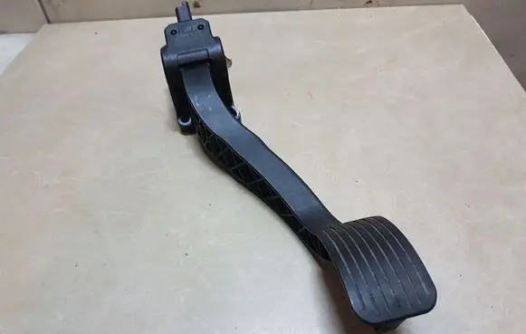 Peugeot 5008 Accelerator throttle pedal 0280755169