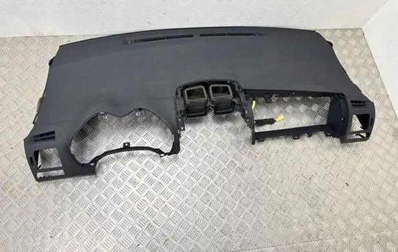 Toyota Auris 150 Dashboard 5595002130