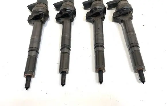 Fuel injectors set