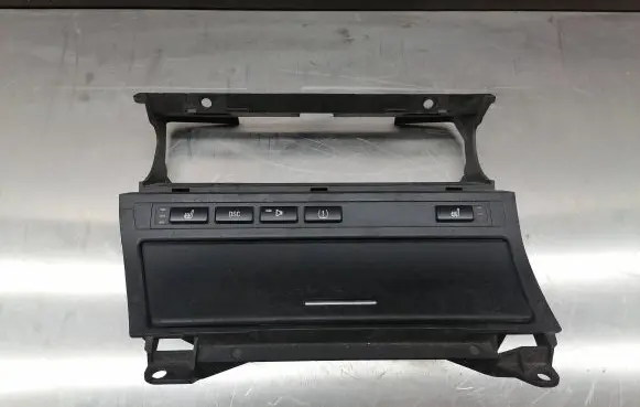 BMW 1 E81 E87 Ashtray (front) 6925509 8268887 8268888