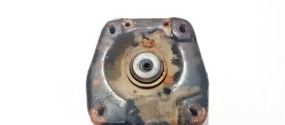 Renault Espace II Coil spring mount 