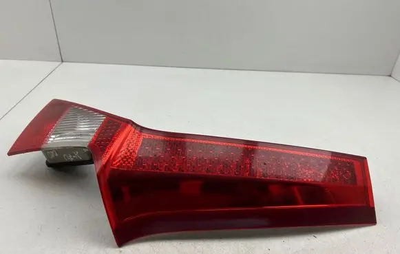 Volvo V70 Tailgate rear/tail lights 164392