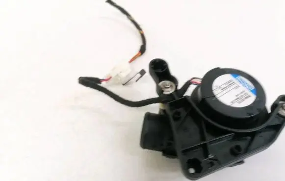 Mercedes-Benz E W212 Engine control unit/module fan A2049060015 9972506025